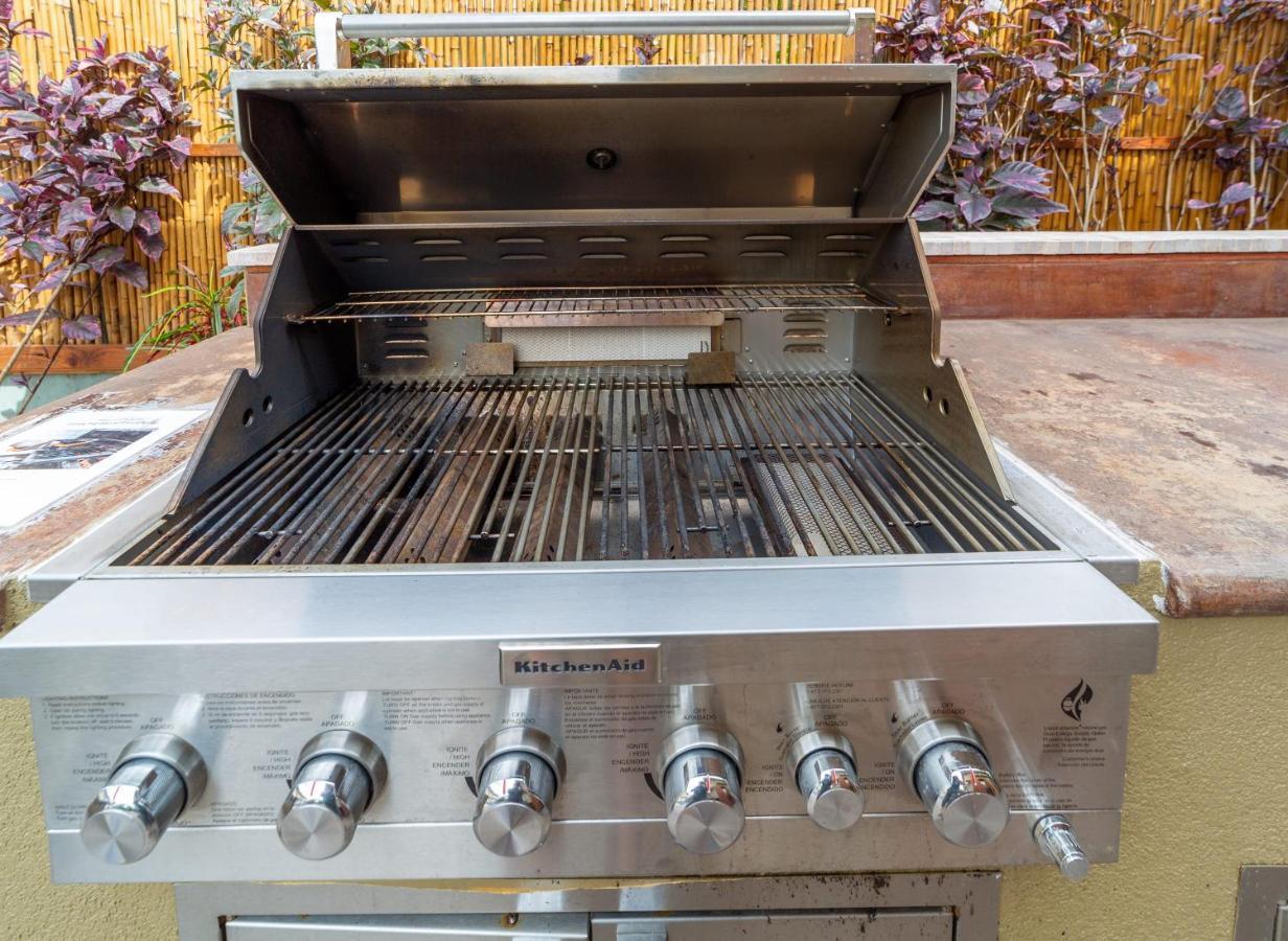 Studio With Mini Kitchen, Pool And Bbq, Pre-Renovation Summer Sale Kīhei Exterior foto
